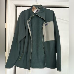 Patagonia R2 TechFace Jacket.  Brand new with tags.  Retail for $199. Size XL